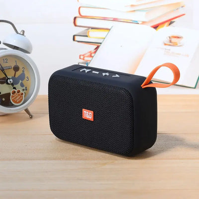 Bluetooth speaker with radio and MP3 playback